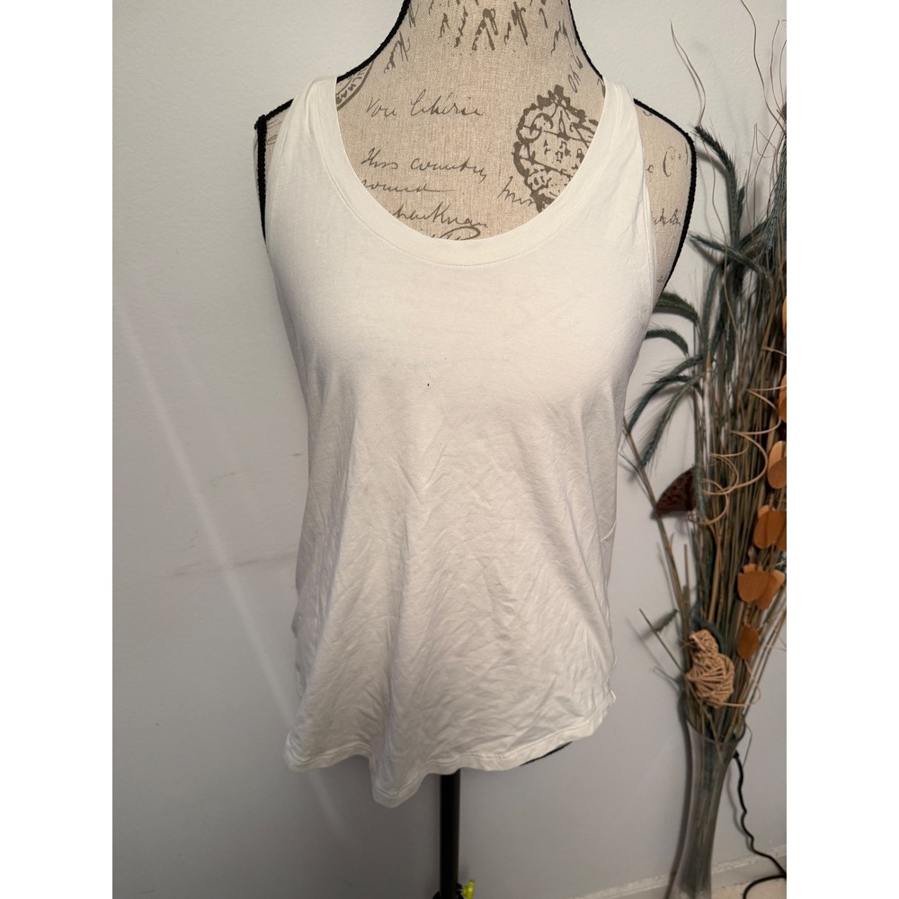 Lululemon White Racerback Tank Top‎ Athletic Workout Casual Women's Size 6